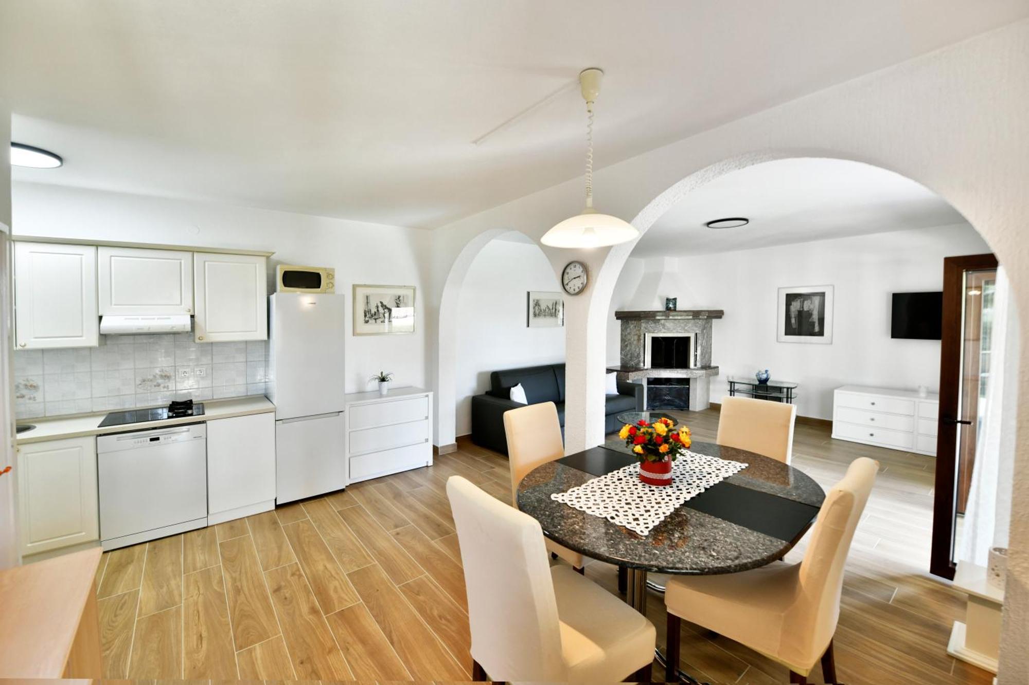 Apartments Pilic Rosini Экстерьер фото
